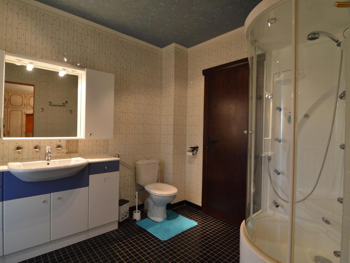 Elegant Villa In Stavelot With Fitness Playroom Экстерьер фото