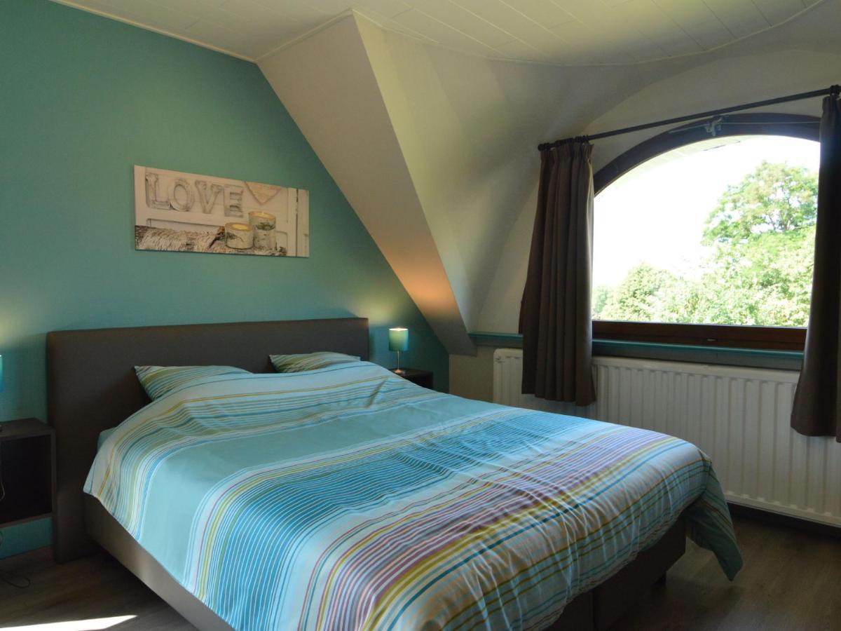 Elegant Villa In Stavelot With Fitness Playroom Экстерьер фото
