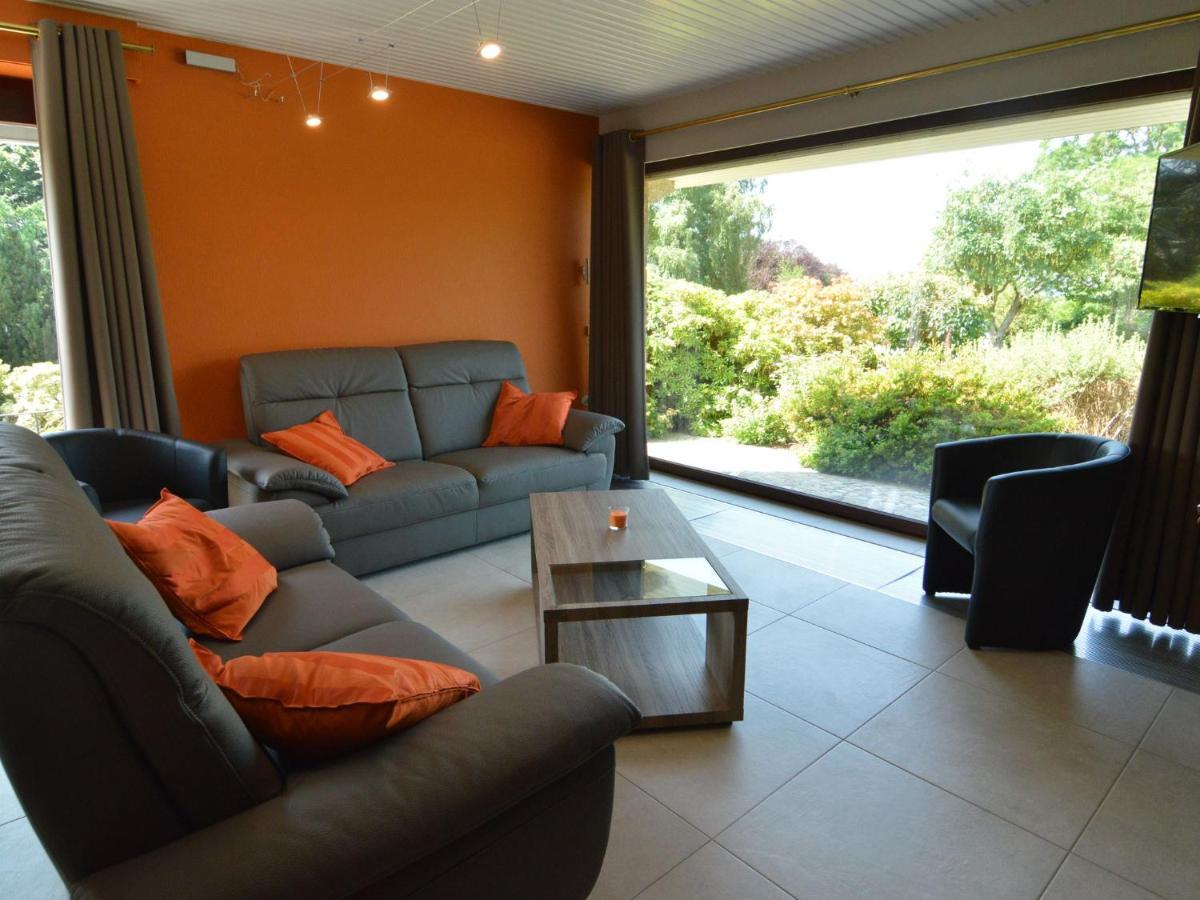 Elegant Villa In Stavelot With Fitness Playroom Экстерьер фото